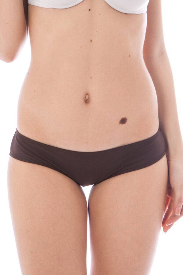 DATCH COSTUME PART BELOW BROWN WOMAN